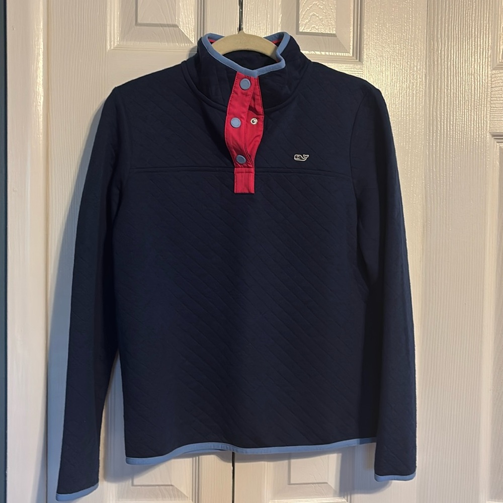 Vineyard Vines quilted snap mock neck pullover in navy blue and pink size XS